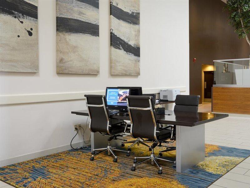 Отель Wyndham Columbus Уортингтон Экстерьер фото