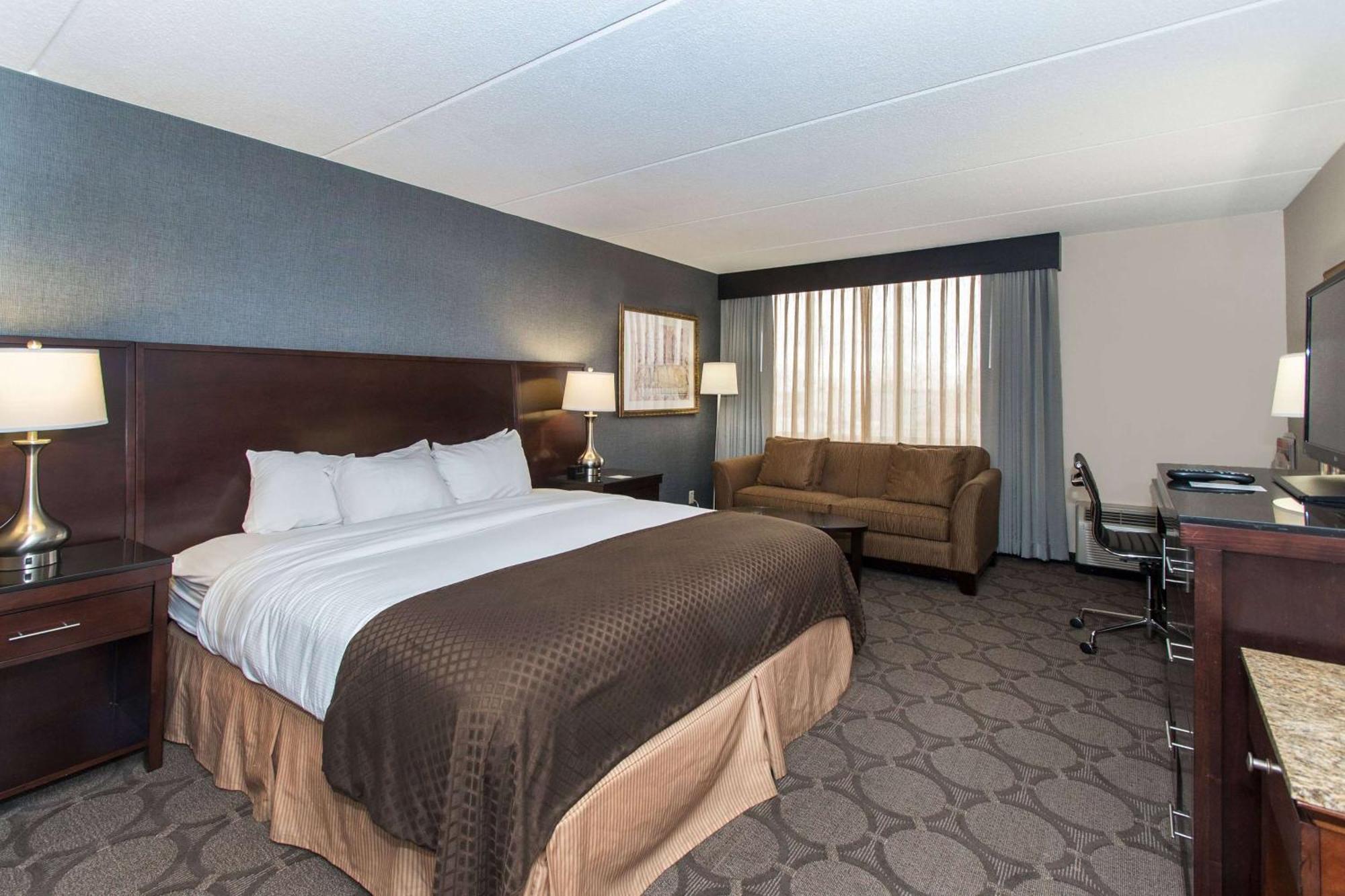 Отель Wyndham Columbus Уортингтон Экстерьер фото
