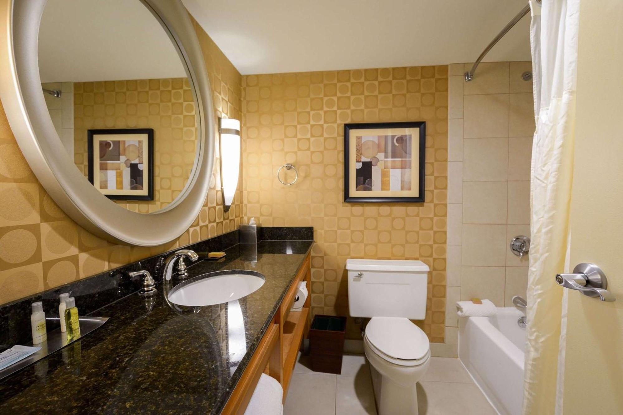 Отель Wyndham Columbus Уортингтон Экстерьер фото
